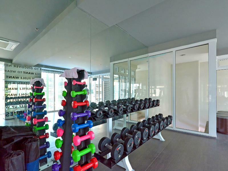 Currency Serviced Suites Pasig City Экстерьер фото