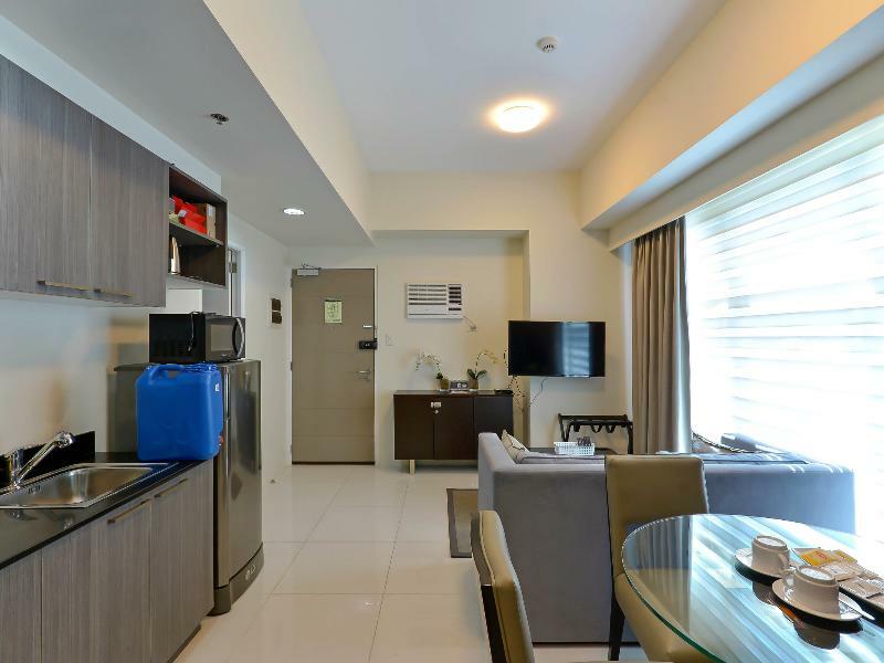 Currency Serviced Suites Pasig City Экстерьер фото